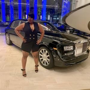 Meet your Posher, Tracyneva